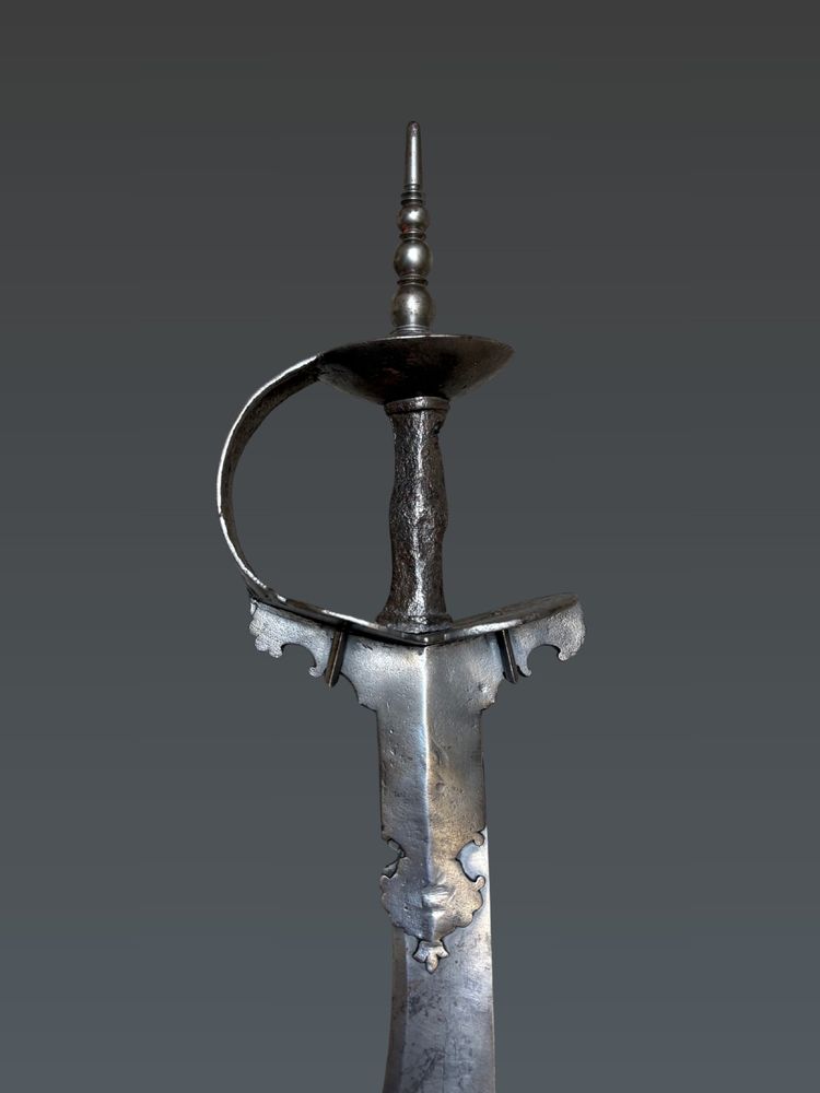 Spada Rajput Khanda (o Tegha), India settentrionale, XVII secolo