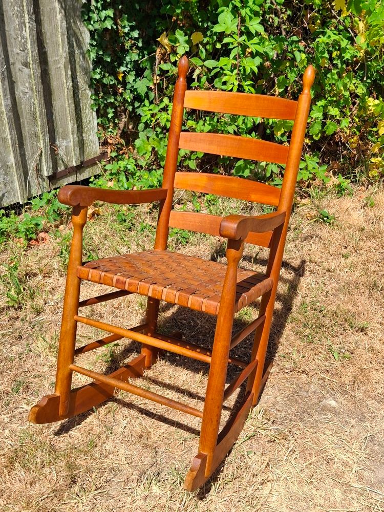 Rocking chair bois et cuir