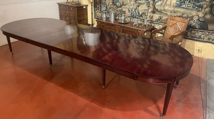 Table de salle à manger extensible d'époque directoire en acajou à bandeau de 4m