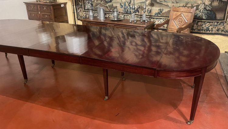 Table de salle à manger extensible d'époque directoire en acajou à bandeau de 4m