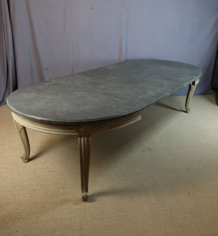 grande table de salle à manger