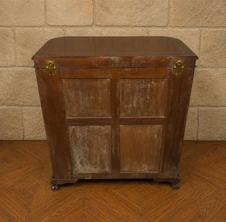 Meuble bar chinois sculpté en bois – XXe siècle