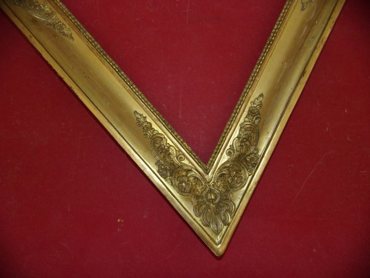 Cadre  original, époque 19ème, en bois doré.