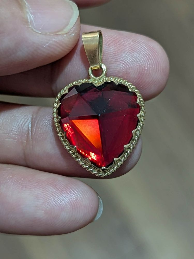 Pendentif Grand Cœur Or 18k & Grenat de CATALAN Bijou traditionnel Catalan  4.16 grams   
