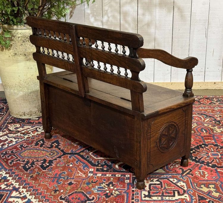 Banc coffre breton en châtaignier du XIXème 