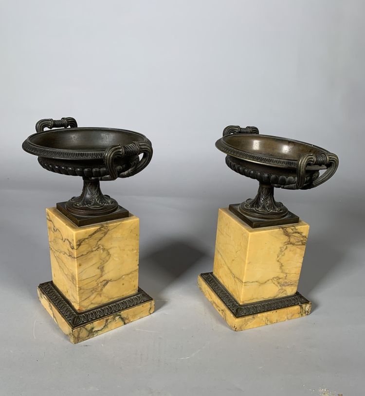 Paire de coupe d'Epoque Charles X en marbre jaune de sienne Restauration  