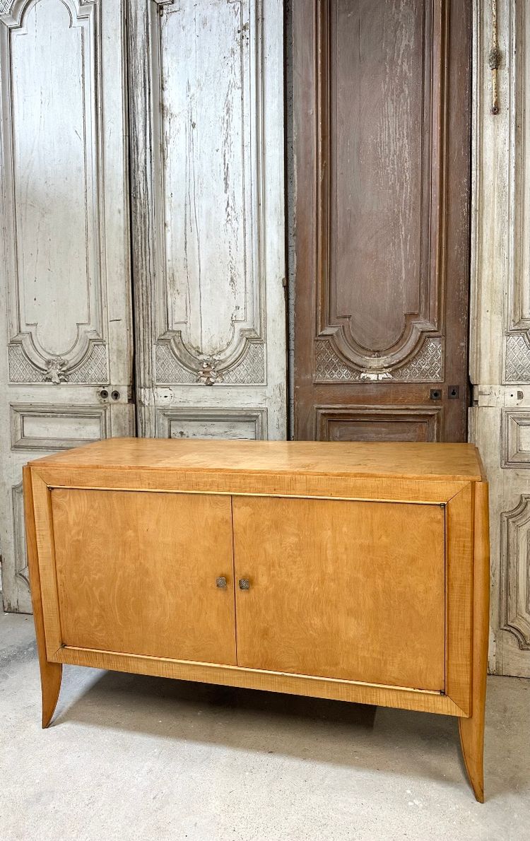 Buffet des années 40 dans l’esprit de la Maison Dominique 