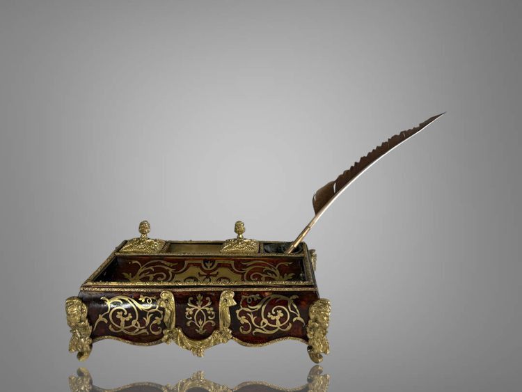 NAPOLEON III INKSTAND IN BOULLE MARQUETRY, DECORATED WITH BRONZE, AND ITS PEN HOLDER