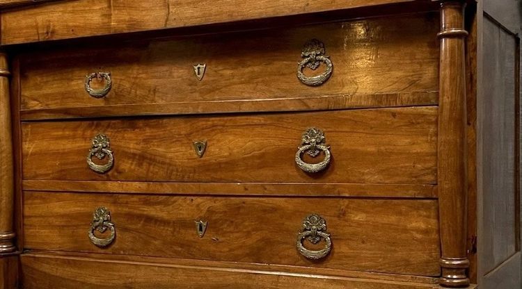 Walnut Column Chest of Drawers – Empire Period, 19th Century