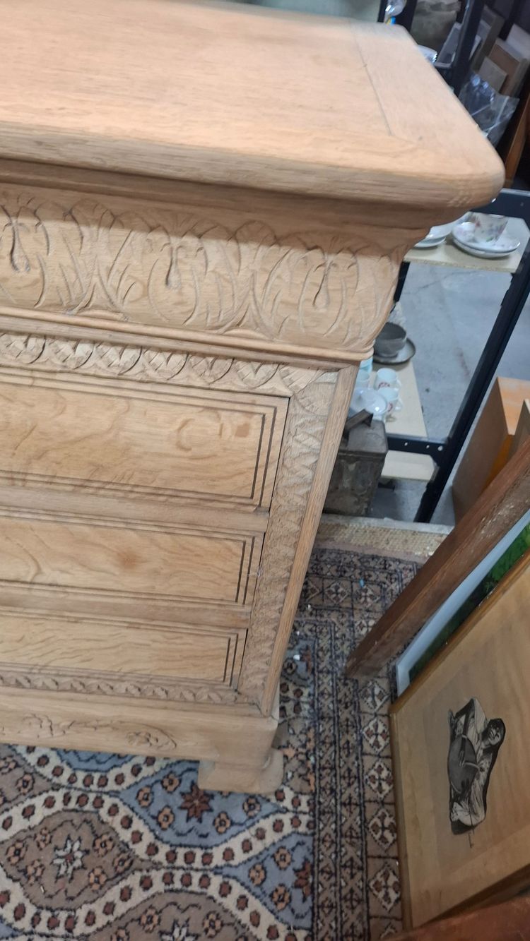 Commode époque Louis philippe chêne