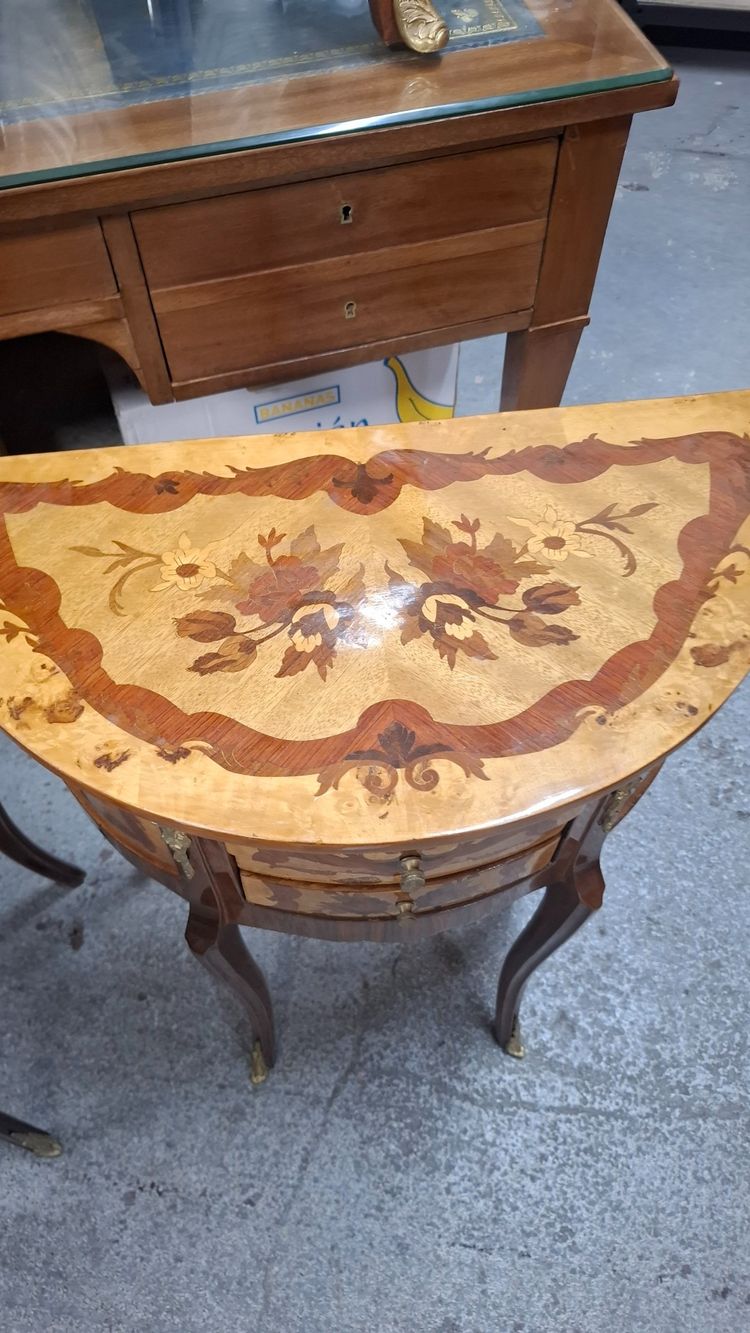 Paire de chevet style Louis xv