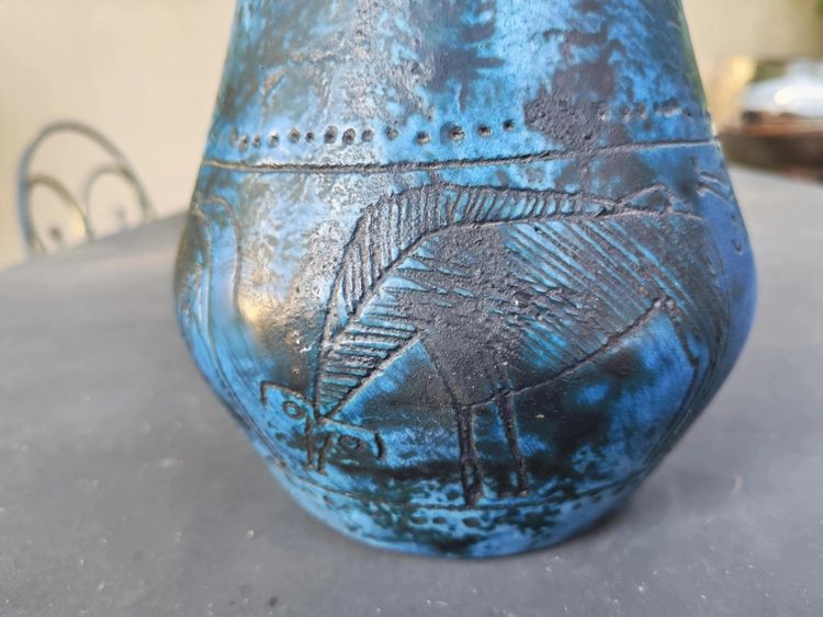 Vase  signe Jacques BLIN 1950-1960 , émail bleu mat nuance et tacheté