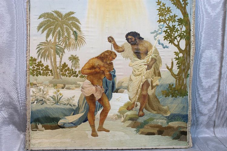 Il battesimo di Gesù Cristo da parte di Giovanni Battista: pannello religioso con ricamo e guazzo su seta