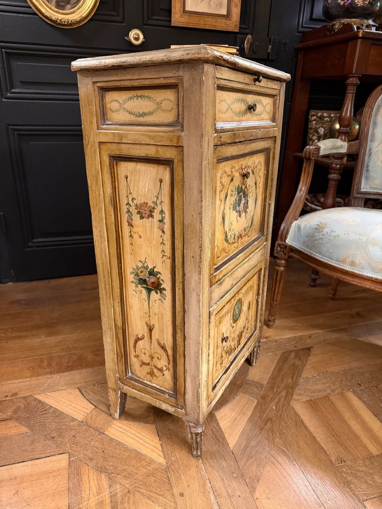 Kleiner Sekretär aus bemaltem Holz im Stil Ludwigs XVI., 19. Jahrhundert