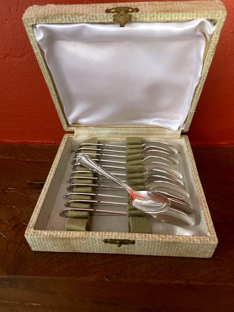 Cuillère à moka Christofle 