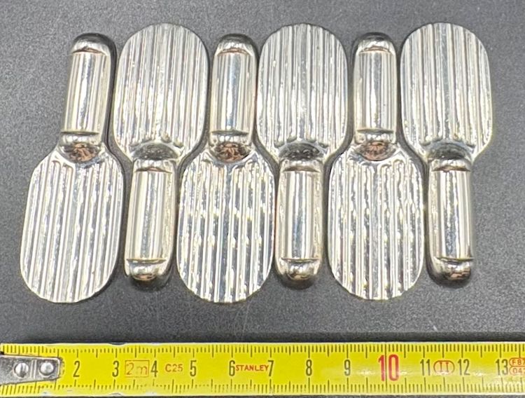 SIX DOORS LUC LANEL KNIVES