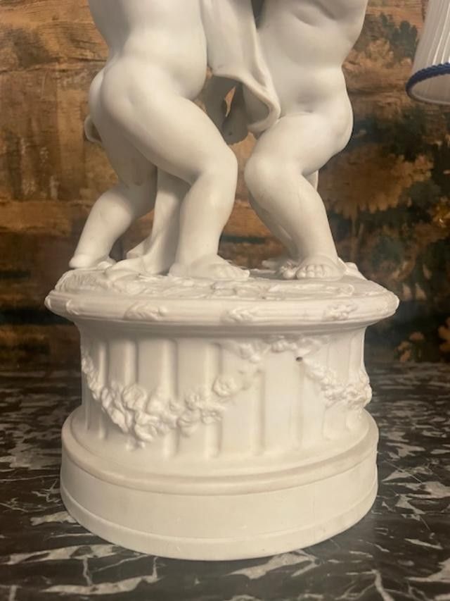 Large group of biscuit cherubs