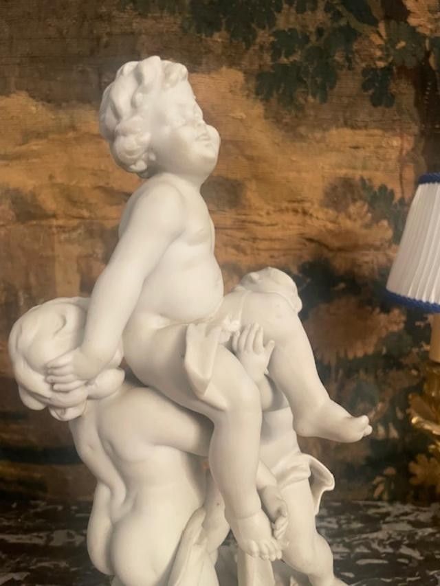 Large group of biscuit cherubs