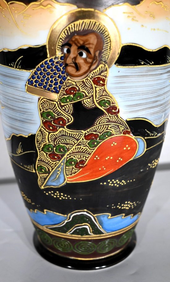 Pair of Satsuma Vases in Japanese Porcelain - Early XXth