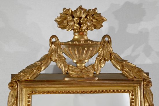 Small gilded wood mirror, Louis XVI style - Early XXth century