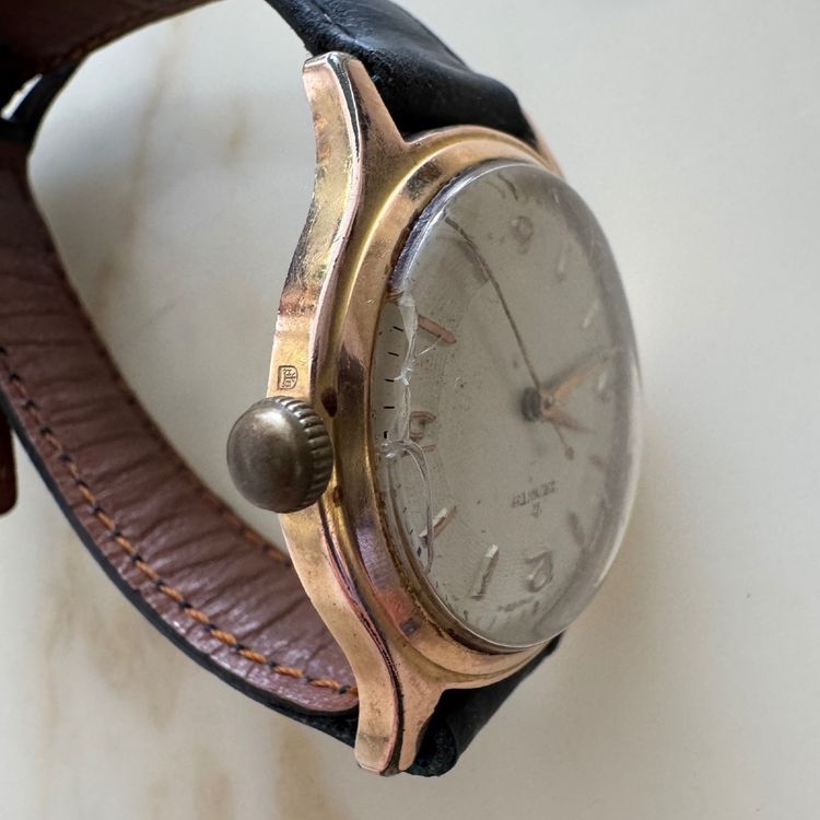 Montre Zenith stainless steel back antimagnetic waterproof