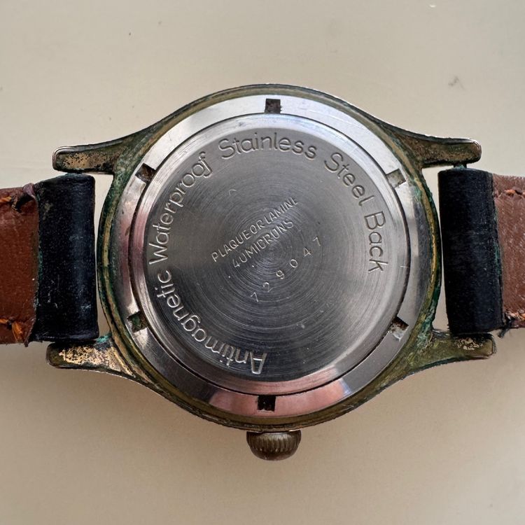 Montre Zenith stainless steel back antimagnetic waterproof