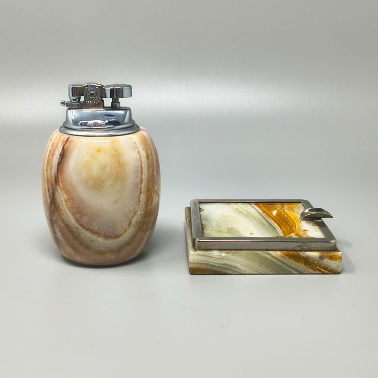Set da fumo italiano in onice, stile Mid-Century Modern, anni '60, con accendino da tavolo e posacenere.