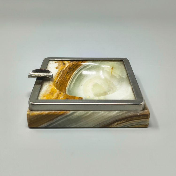Set da fumo italiano in onice, stile Mid-Century Modern, anni '60, con accendino da tavolo e posacenere.