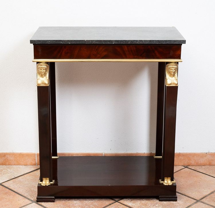Consolle antica, importata dalla Francia, XIX secolo.