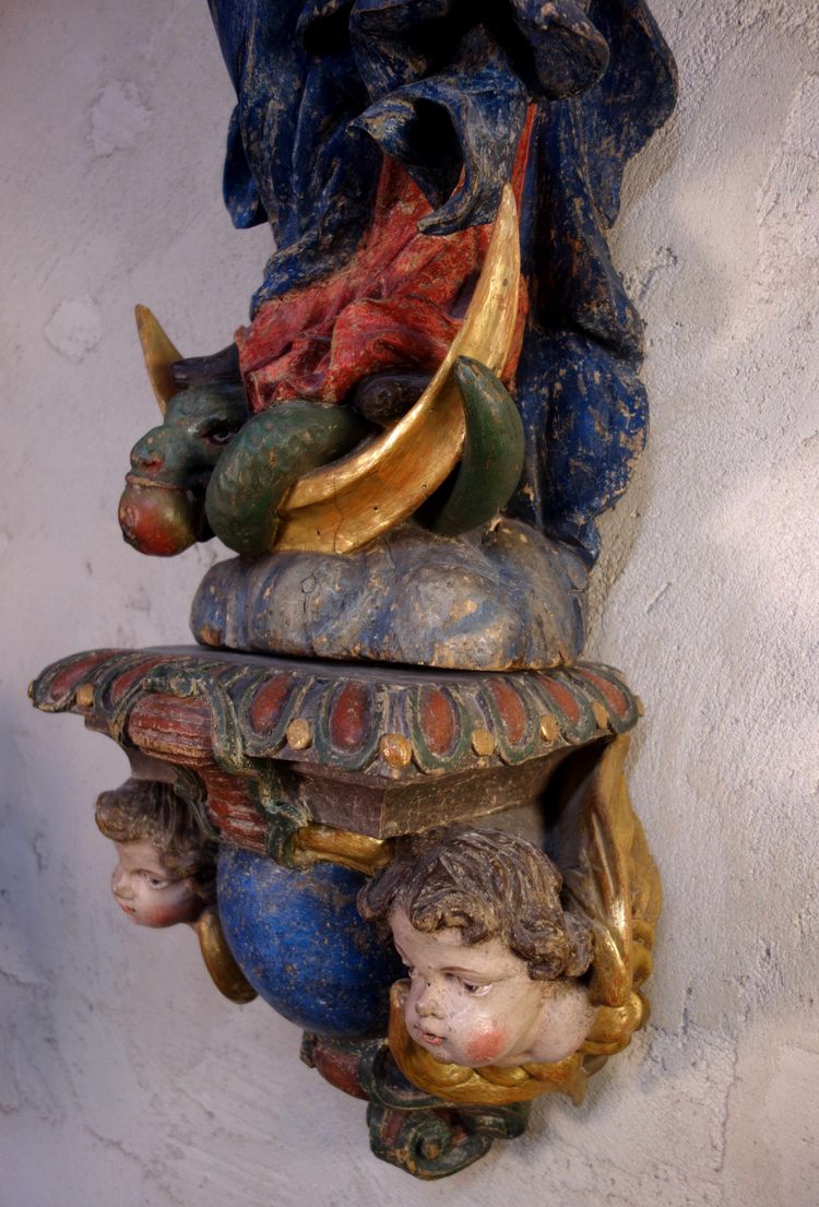 Large Immaculate Virgin in polychrome wood