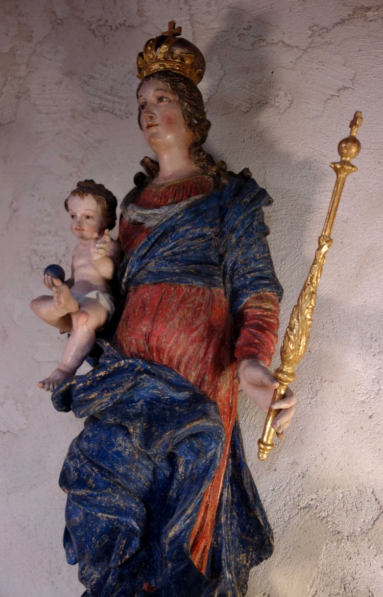 Large Immaculate Virgin in polychrome wood