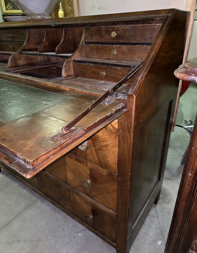 BUREAU SCRIBAN ÉPOQUE LOUIS XVI EN NOYER