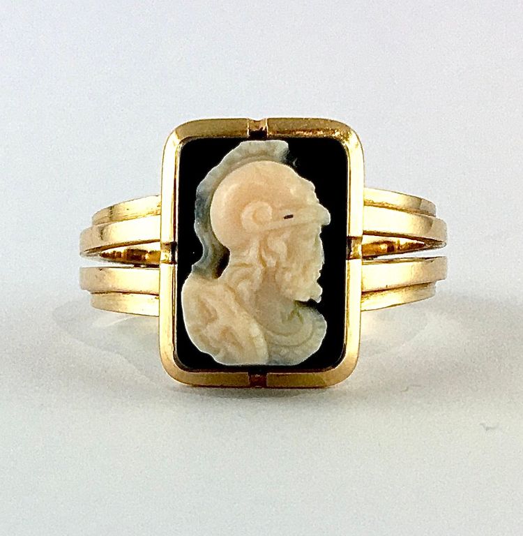 Bague Camée Agate Onyx Époque Napoléon III en Or Rose