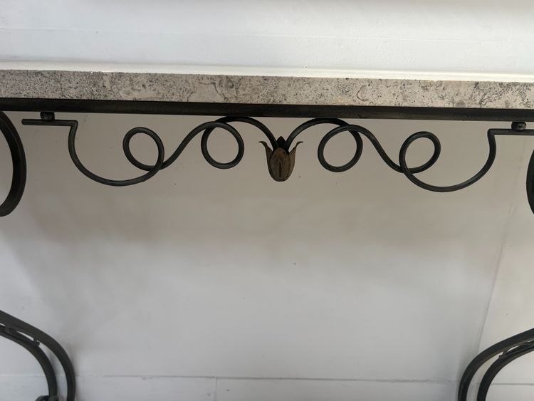 Console de style Art Déco en fer forgé martelé XX siècle
