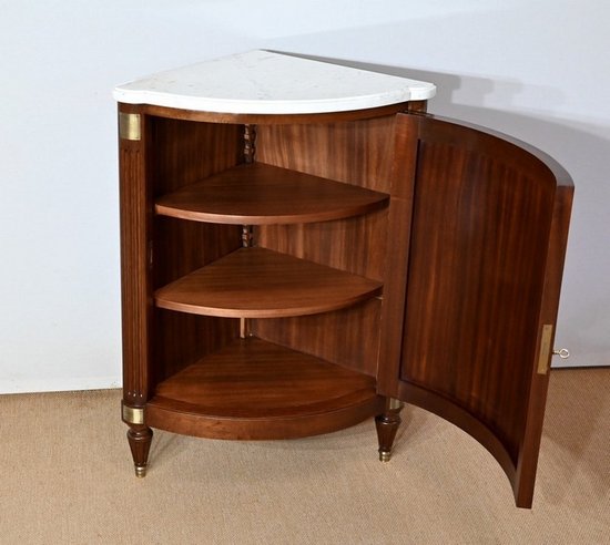 Encoignure en Acajou massif, style Louis XVI – Milieu XXe