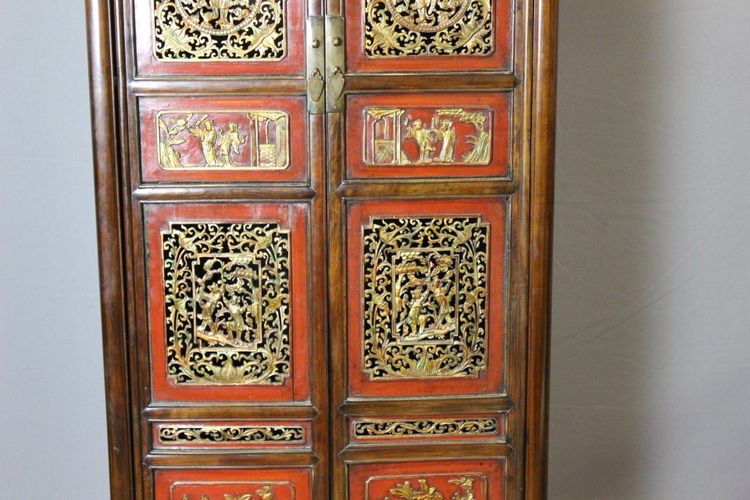 Small Chinese Cabinet in Red and Gold Lacquer