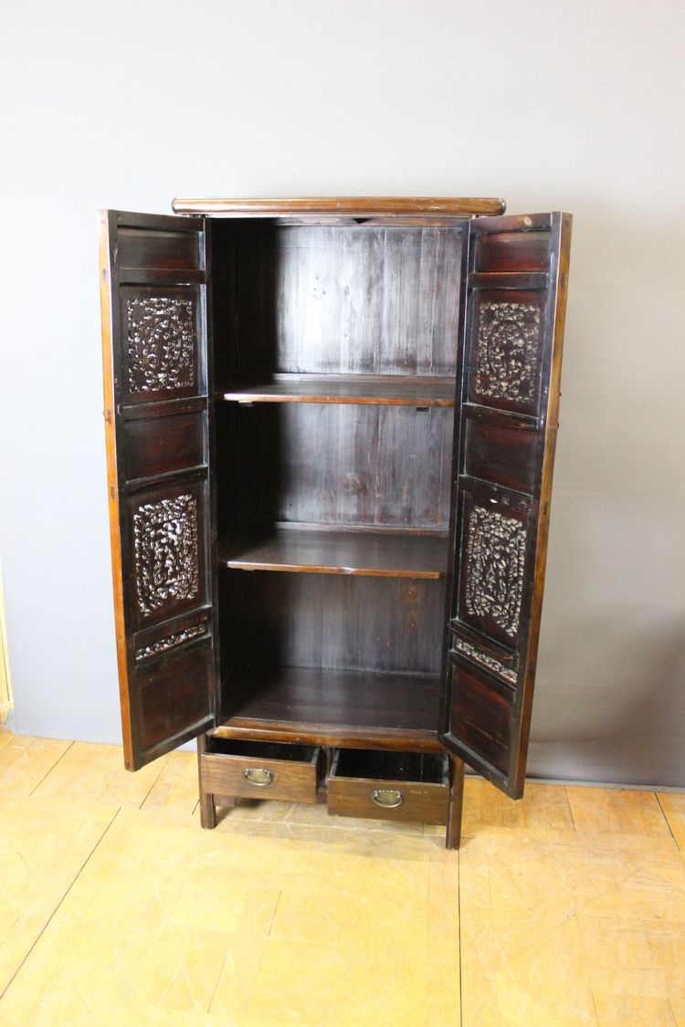 Small Chinese Cabinet in Red and Gold Lacquer