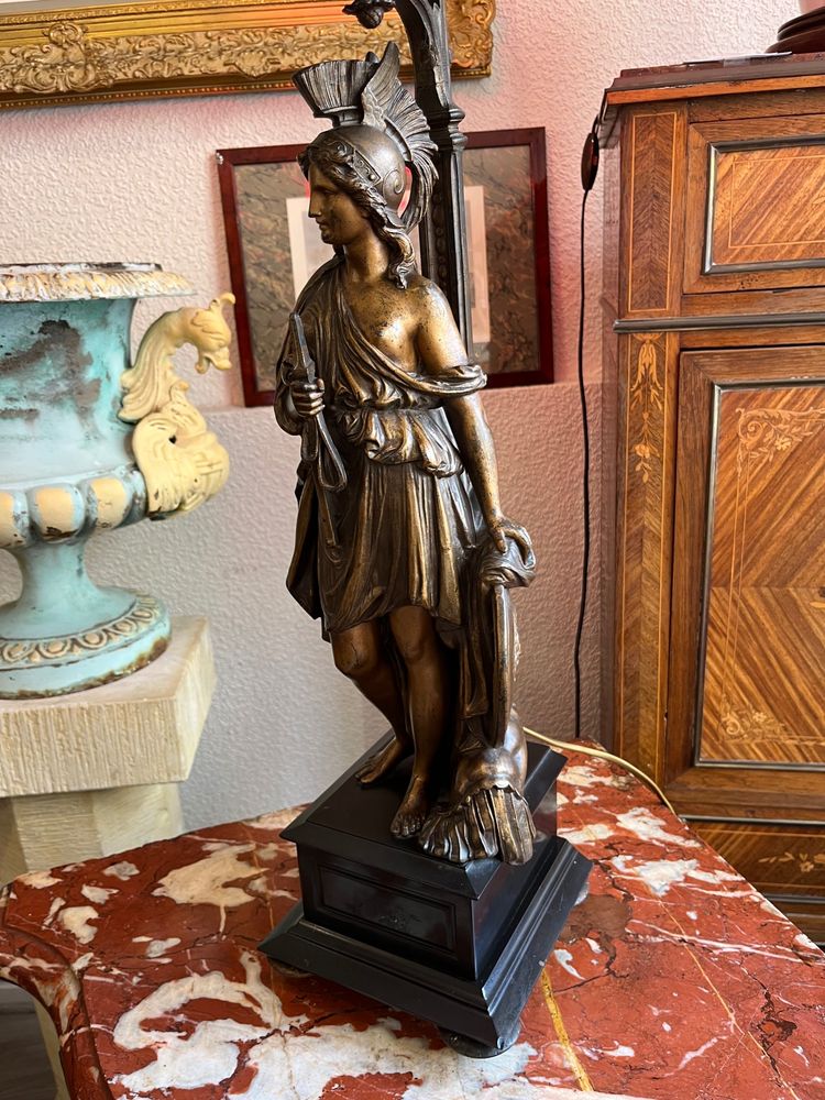 Important bronze candelabrum depicting Athena