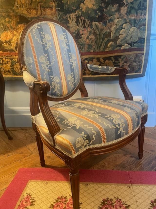 Grand dossier plat d'époque Louis XVI