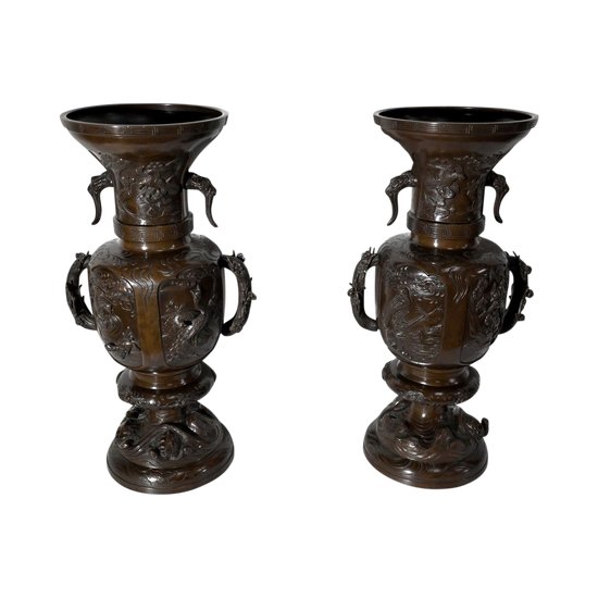 Important Pair of Bronze Vases, Japan – 1900