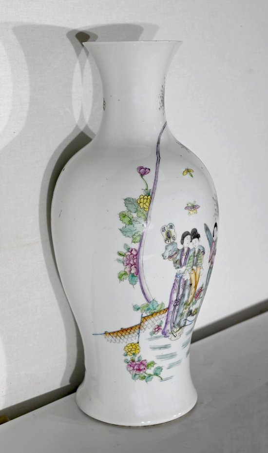 Important Chinese Porcelain Vase - XXth