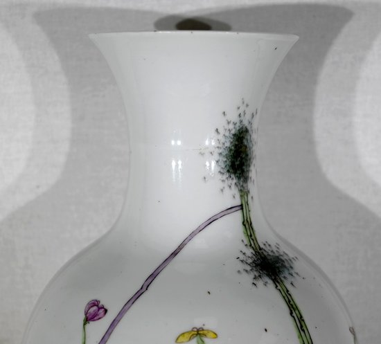 Important Chinese Porcelain Vase - XXth