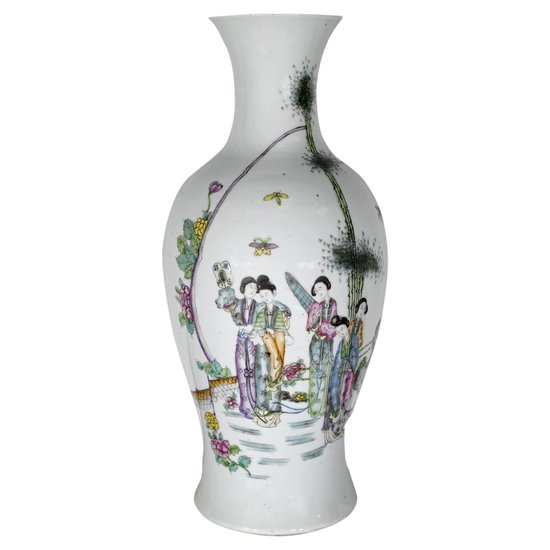 Important Chinese Porcelain Vase - XXth