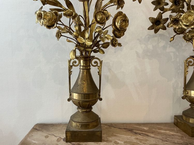 Pair of electrified brass flower bouquets from the 19th century