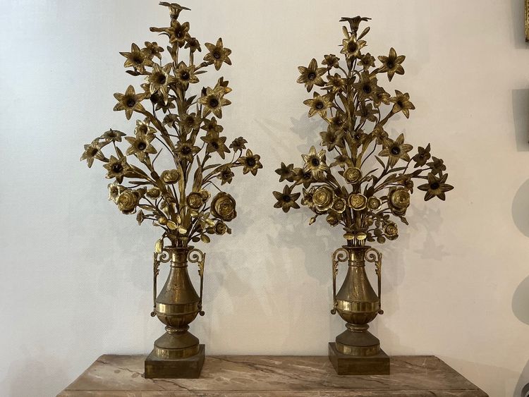Pair of electrified brass flower bouquets from the 19th century
