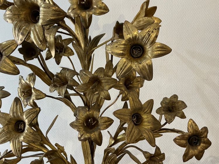 Pair of electrified brass flower bouquets from the 19th century