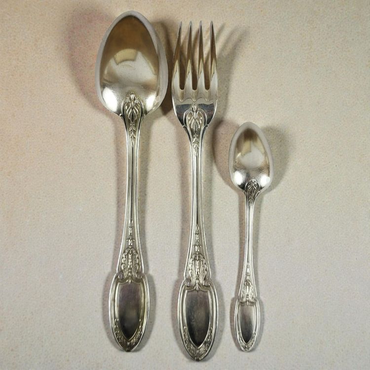 61-piece silver-plated cutlery set from Maison Ercuis, Empire model