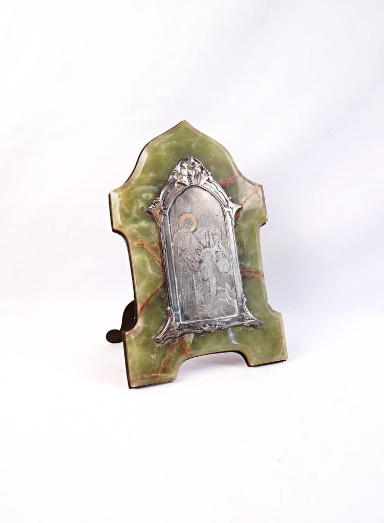 Kommunion-Erinnerungsplakette im Jugendstil aus grünem, gemasertem Onyx und Bronze, Anfang des 20. Jahrhunderts