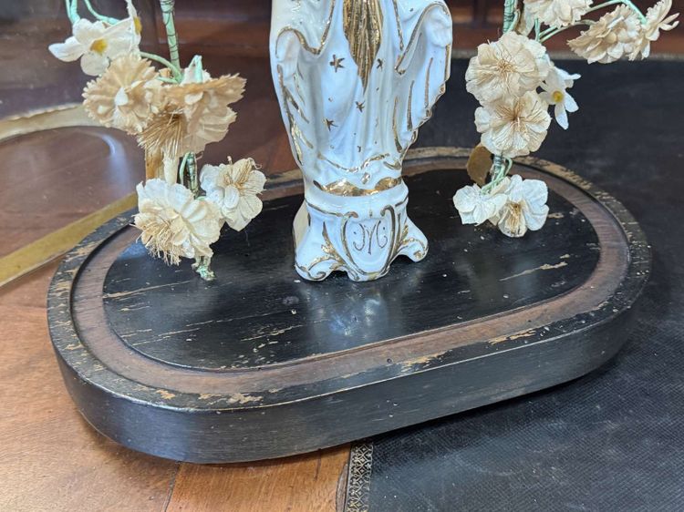 Vierge sous globe Napoléon III fin XIXème 