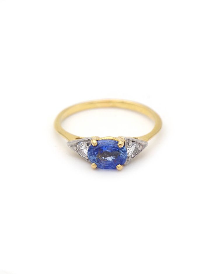 Trilogie-Ring mit unbehandeltem Ceylon-Saphir aus 18-Karat-Gold, 0,75 ct